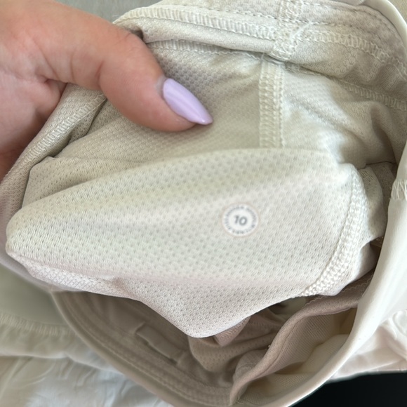 Lululemon Shorts - Picture 7 of 7